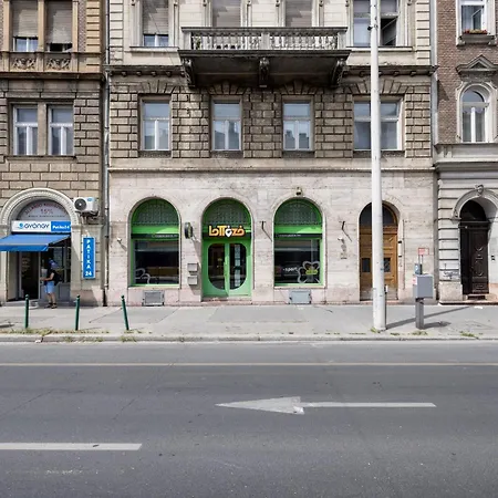 Stylish & Cozy Lägenhet Budapest