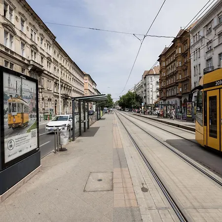 Stylish & Cozy Apartamento